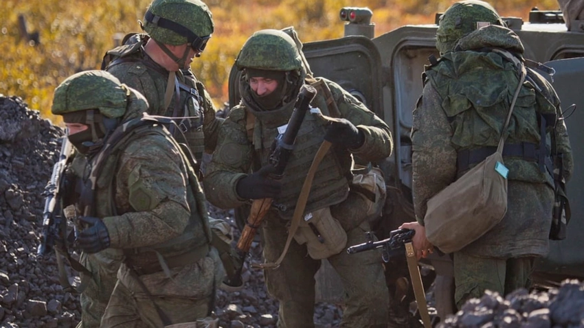 Минобороны: ВС России заманили боевиков в «огневой мешок и взяли населенные пункты