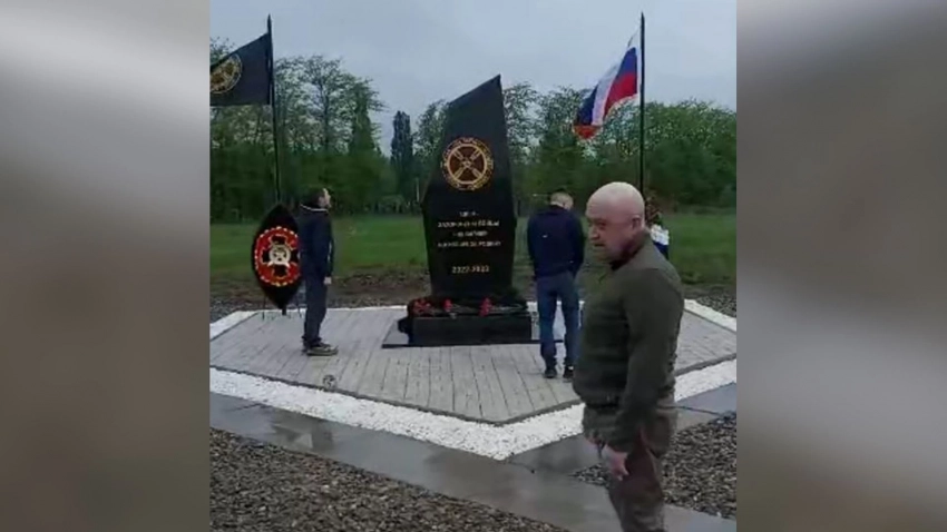 «Погибшие за родину: Пригожин открыл под Краснодаром мемориал героически павшим бойцам ЧВК «Вагнер