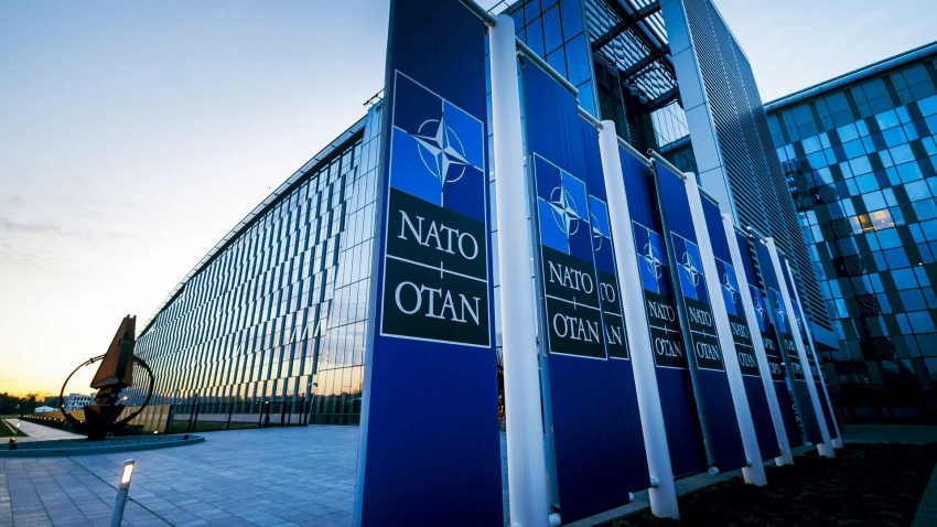 Французский генерал усомнился в способности НАТО вступить в новую гонку вооружений