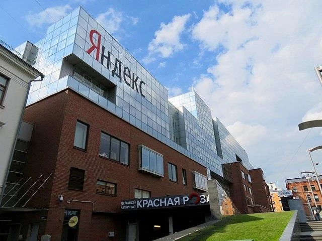 «Яндекс встроил нейросеть YandexGPT в приложение «Шедеврум