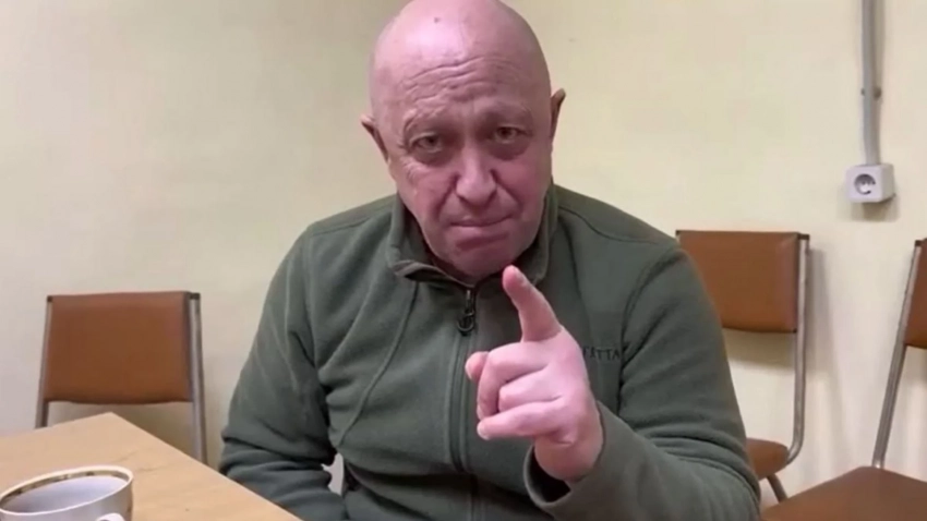 «Мы их берем в свои ряды: Пригожин сообщил, что ЧВК «Вагнер принимает к себе командиров, отказавшихся подписать контракт с МО