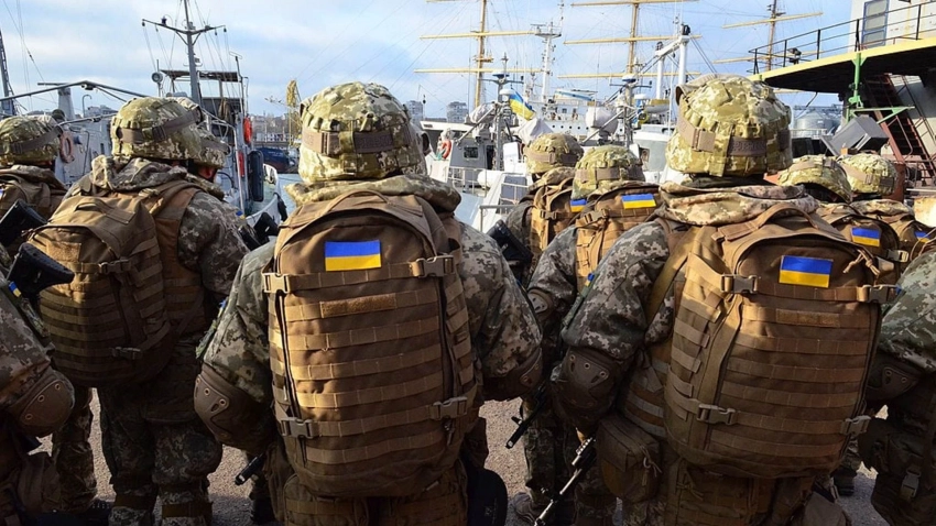 «РВ: украинские войска начали эвакуацию с островов под Херсоном после уничтожения Каховской ГЭС