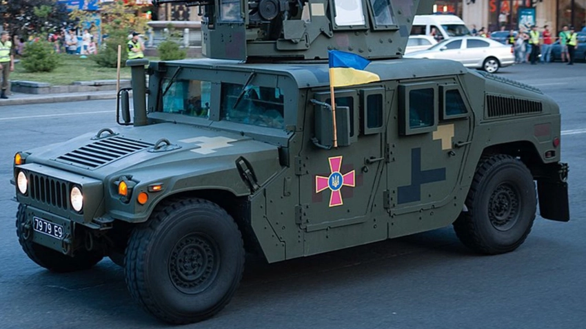 «РВ: российские военные уничтожили американскую технику при отражении атаки ВСУ на Запорожском направлении