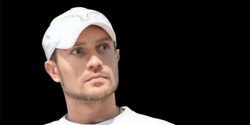 Роман Костомаров сегодня 05.06.2023: самочувствие фигуриста, состояние здоровья. Врачи не готовы выводить фигуриста из комы, критическое состояние?