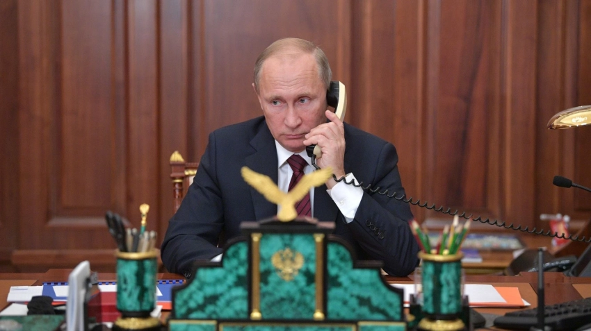 Tencent: Шольц захотел связаться с Путиным после новости о немецком «артефакте на Украине