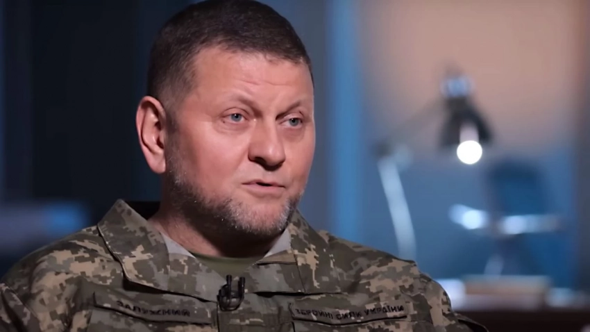 «Военное обозрение: на Украине заявили об отстранении главкома ВСУ Залужного от командования наступлением