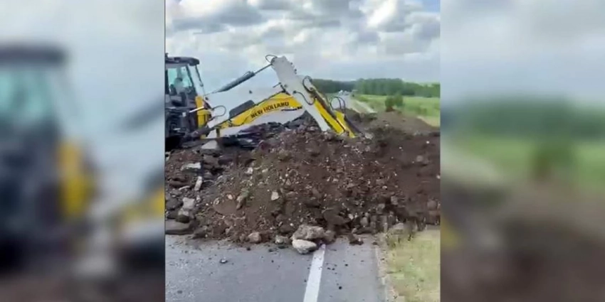 Элиты в встрахе бегут, войска беспрепятсвенно едут на Москву — где сейчас бойцы ЧВК Вагнера, какие города проехали: Военный мятеж Вагнера — прямая трансляция с места события