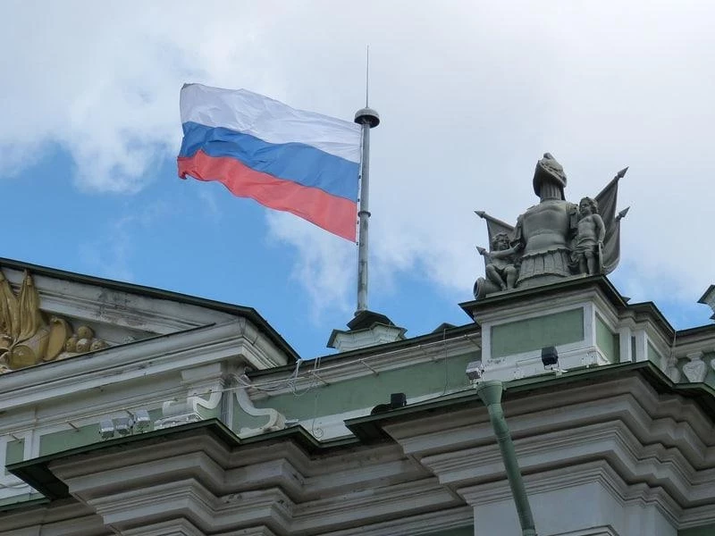 Депутат Хамзаев заявил, что чемпионка Исинбаева допустила ошибку, назвав себя «человеком мира