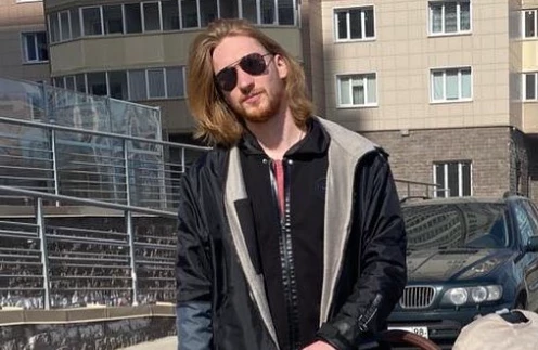 Супруга IVAN узнала его в образе Гусеницы на шоу «Маска