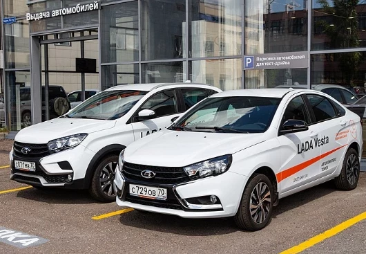 «АвтоВАЗ обязал дилеров перекрашивать отличающиеся кузовные детали Lada Vesta