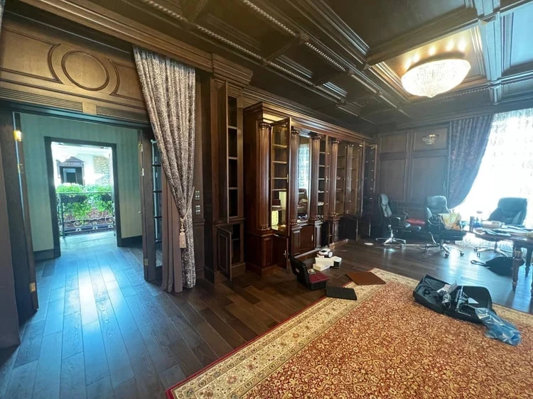 Дворец трудоголика: поместье Евгения Пригожина удивило силовиков