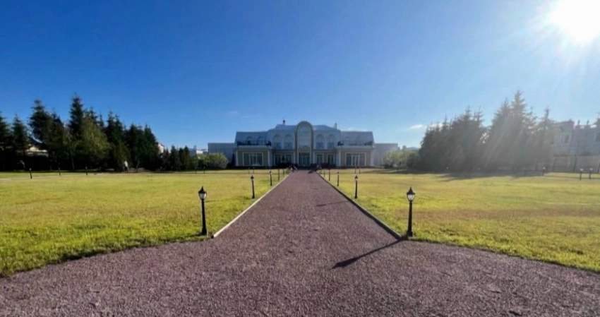 Дворец трудоголика: поместье Евгения Пригожина удивило силовиков