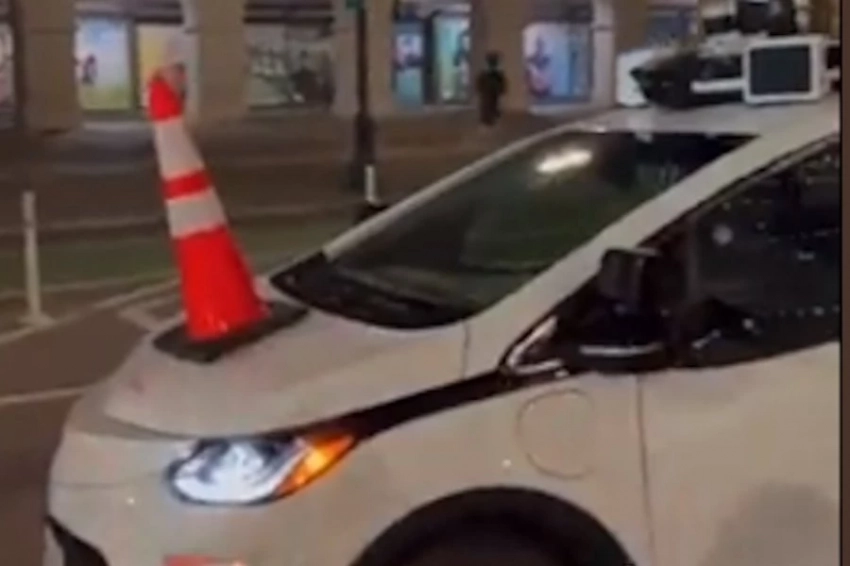 Протесты против роботакси: «Неделя конуса в Сан-Франциско