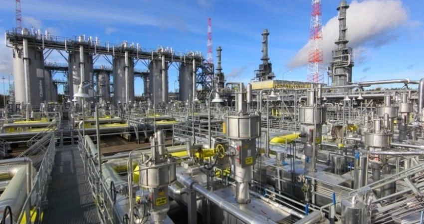 Внесены поправки в закон об экспорте газа: возможность поставок СПГ без привязки к месторождениям