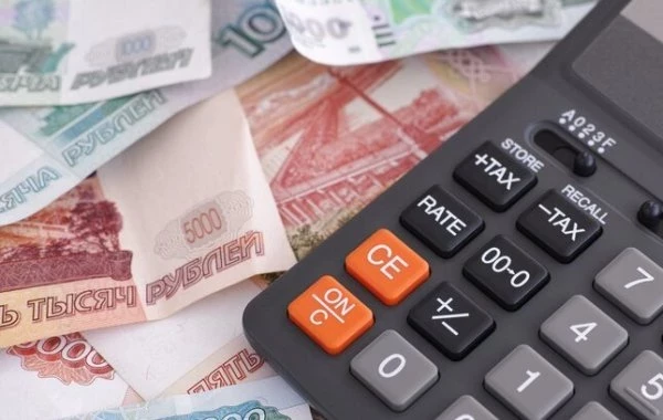 Минтруд сообщил об индексации на 5,5% зарплат работников госорганов  