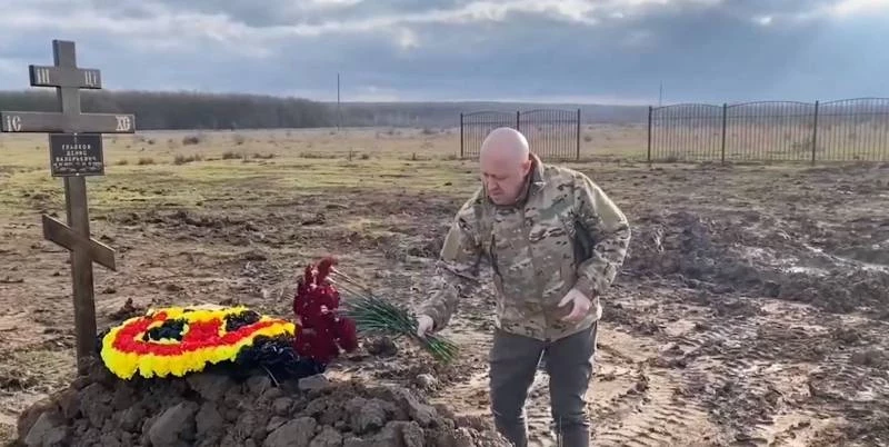 Самые большие кладбища ЧВК «Вагнер в России: где хоронят оркестрантов и как Евгений Пригожин помогает семьям погибших