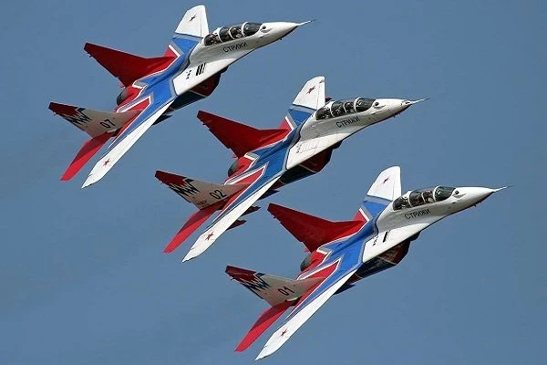 В День ВВС России 12 августа 2023 года пригодятся яркие открытки и оригинальные поздравления