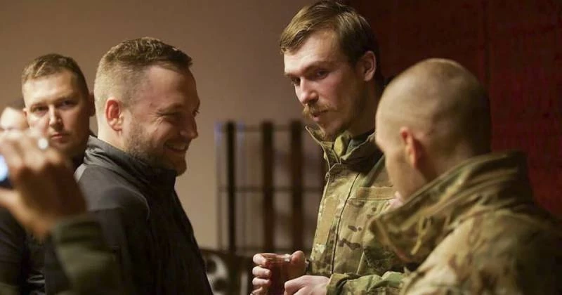 Возвращенный Турцией боевик «Азова Прокопенко снова возглавил подразделение: на какой линии столкновения руководит теперь