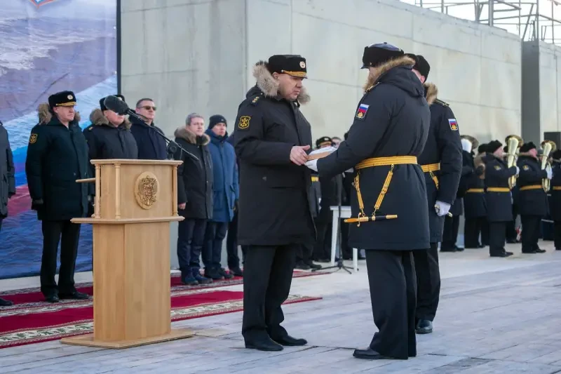 «Традиционно под ёлочку: Российский флот пополнился многоцелевой АПЛ «Архангельск проекта «Ясень-М