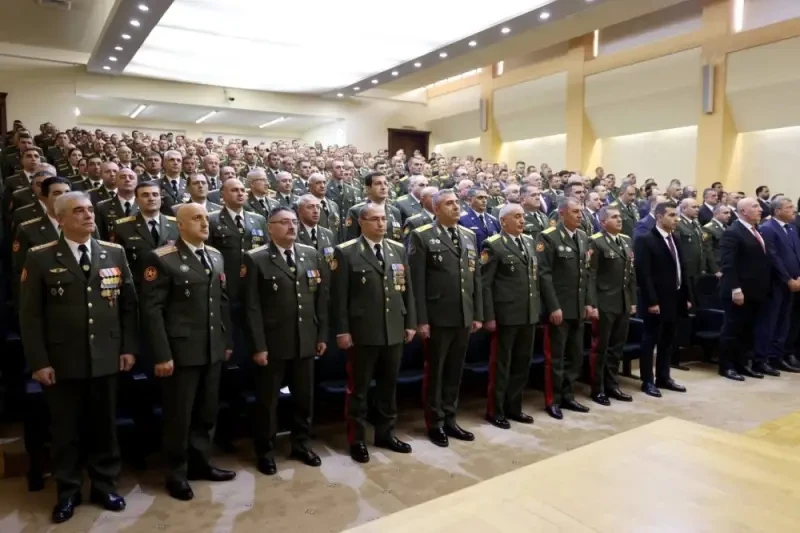 «Звездный состав»: мероприятие в честь образования ВС Армении собрало офицеров с большим количеством наград