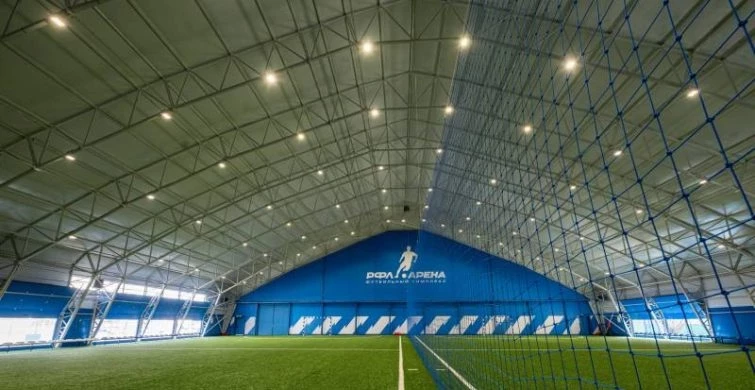 Практичные решения для занятий в футбольном манеже