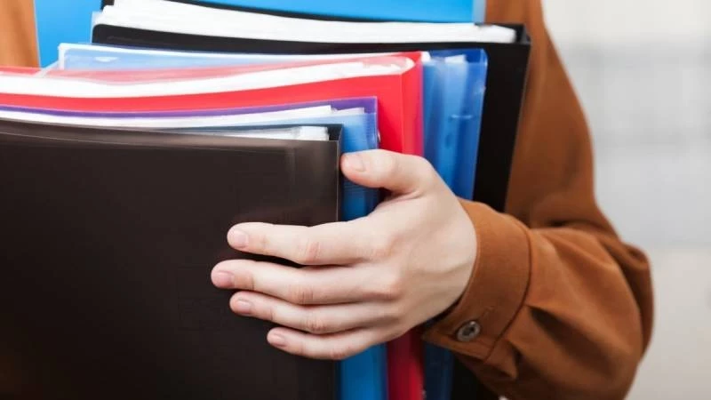 Социзменения в РФ с 1 апреля: прибавки к пенсиям, новые сборы для байкеров и блогеров