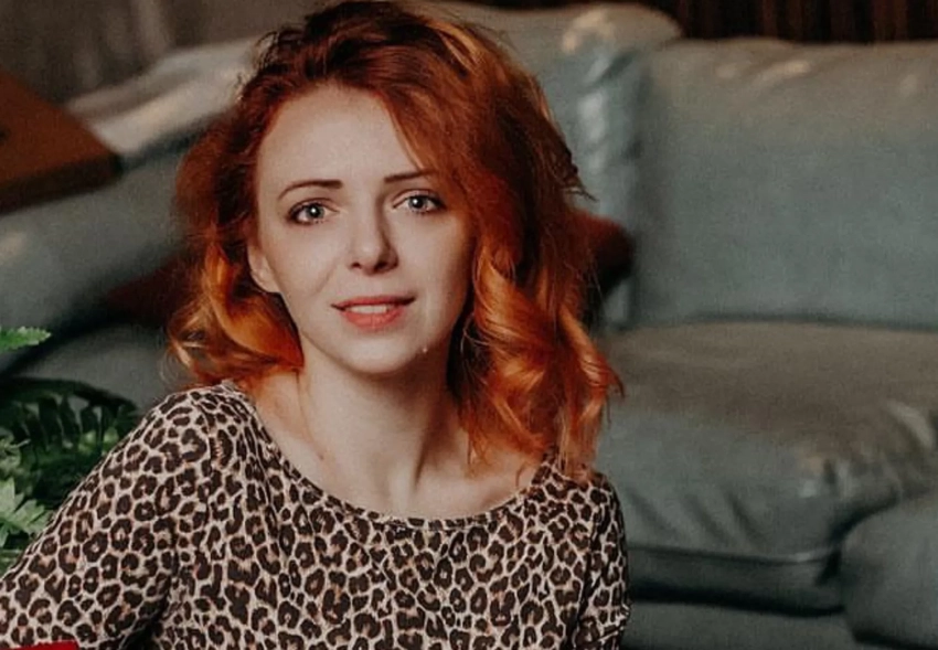 Евгения Огурцова из группы "Ранетки" рассказала, что хотела оставить дочь в роддоме