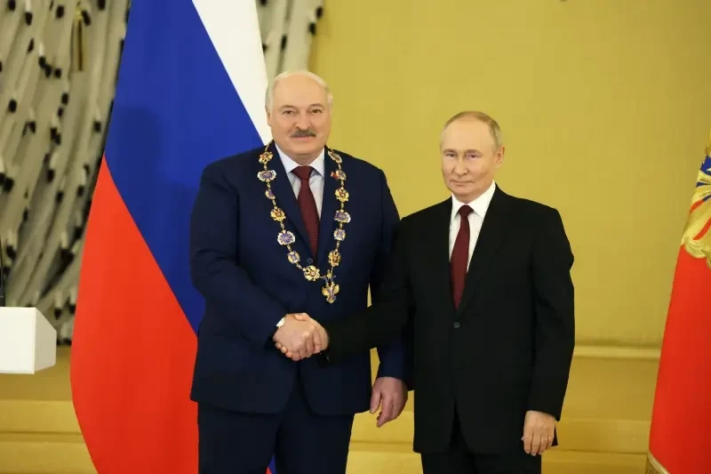 Братья навек: 2 апреля отмечается День единения народов России и Белоруссии