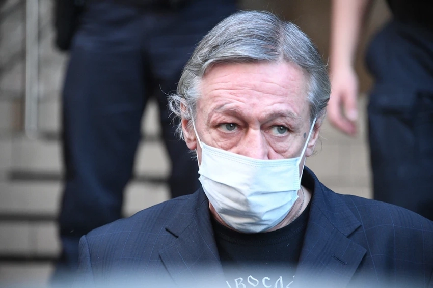 «Надо его поддерживать»: Известный режиссер предложил Михаилу Ефремову роль в фильме об Эйзенштейне