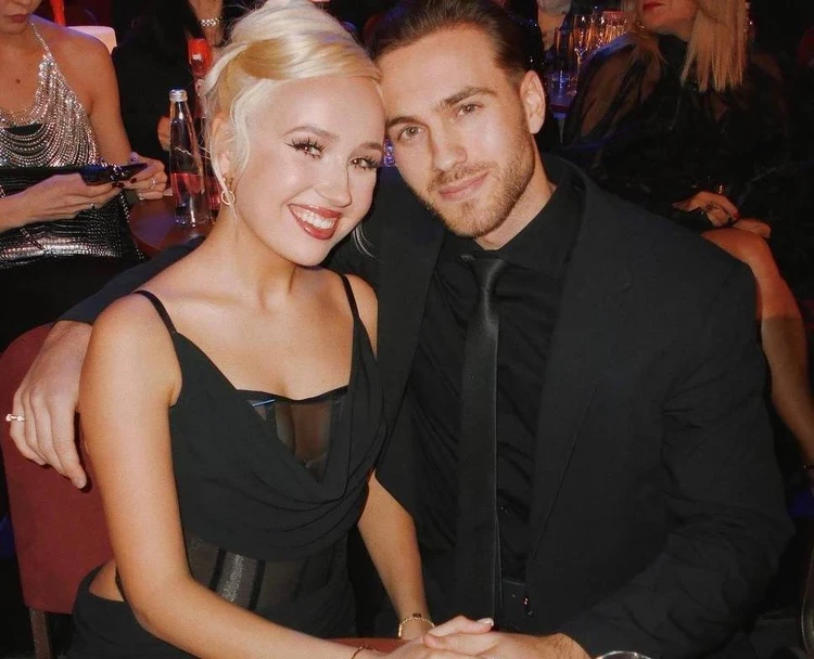 «Творчество, которое не приносит денег»: экс-жених Клавы Коки Поверин потратил 100 тысяч на съемки видеоролика