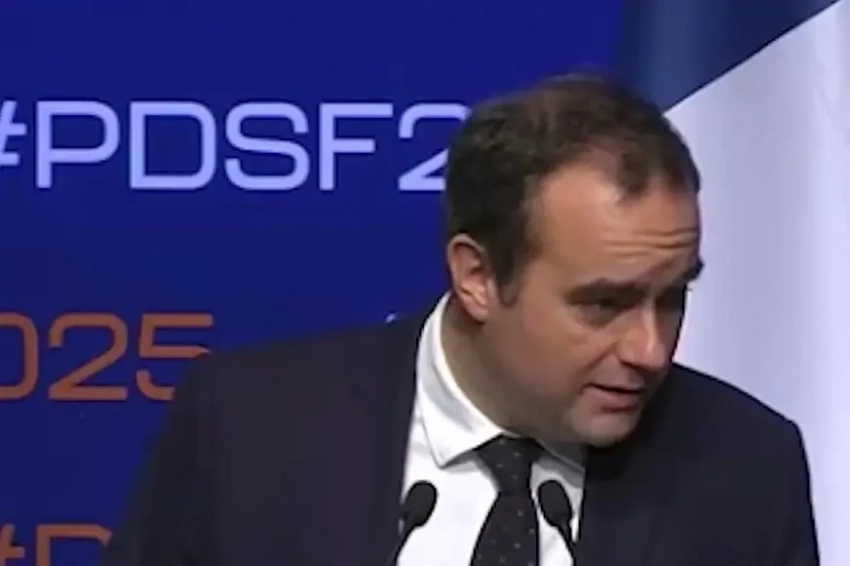 Министр обороны Франции: если допустить демилитаризацию Украины, то Россия на этой стране не остановится