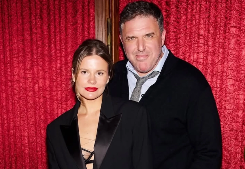 Максим Виторган вышел в свет с возлюбленной