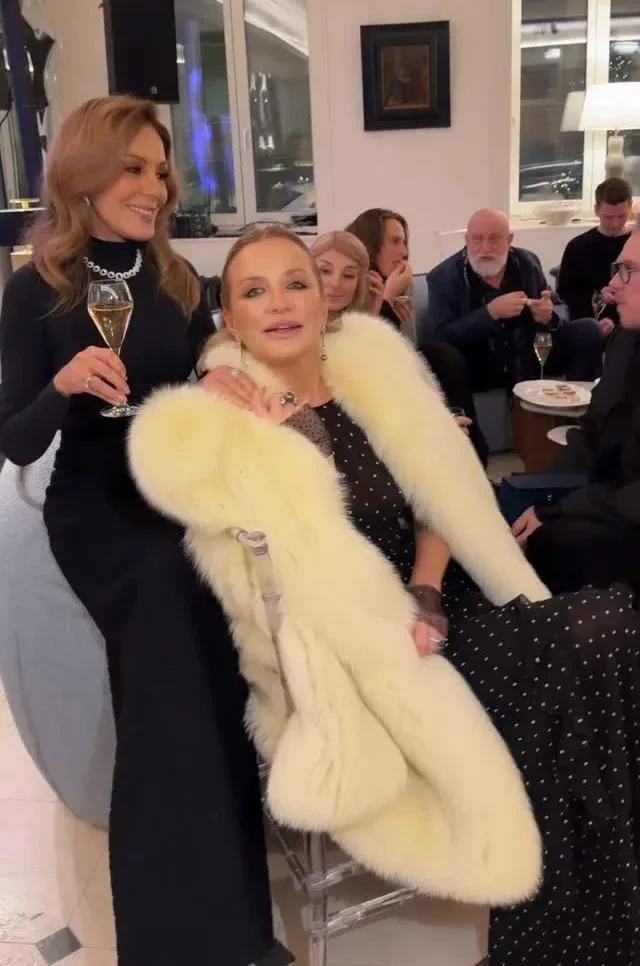 Виктория и Олег Шеляговы, Снежанна Георгиева, Ксения Соловьёва и Полина Аскери посетили рождественский вечер Сати Спиваковой