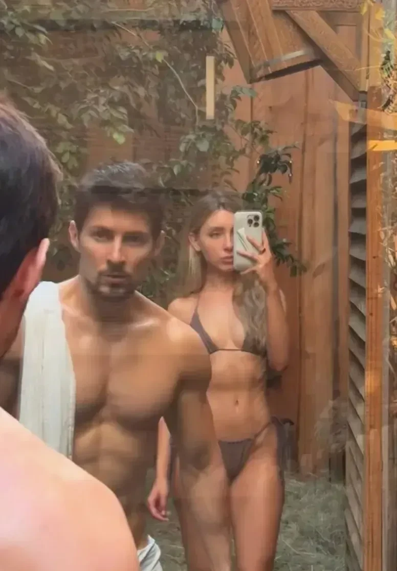 Ледяная купель, объятия с козлёнком и песни Алсу: Юлия Вавилова показала, как попарилась в бане