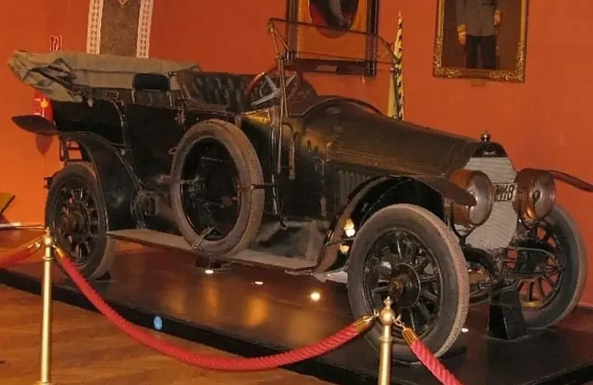 Роковой фаэтон: как автомобиль превратился в символ начала Первой мировой войны