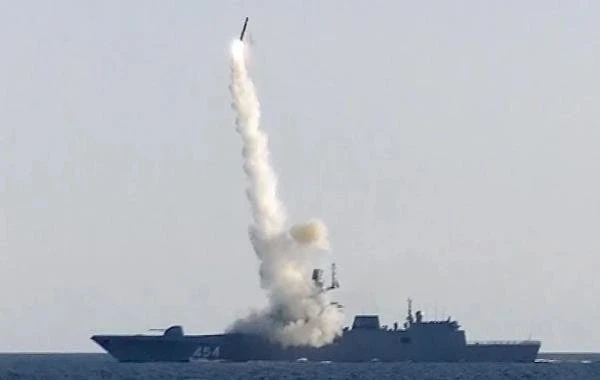 Мощные взрывы прогремели в Киеве, Днепропетровске и Виннице: ВС РФ 7 февраля нанесли массированный ракетный удар