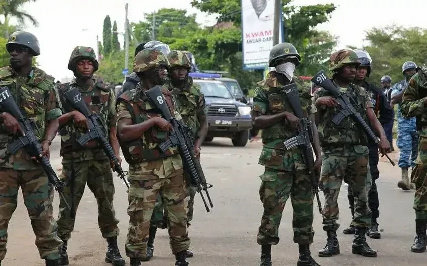 Кто понесет черный флаг? Конфликт нарастает в Гане