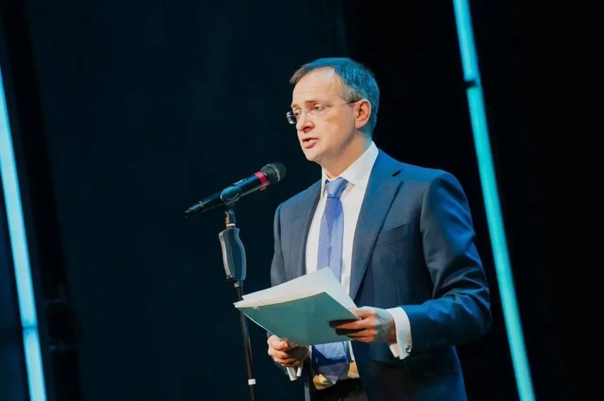 Озадаченный жёсткой позицией Мединского Зеленский обвинил РФ в срыве переговоров