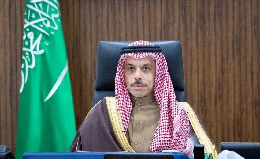 Глава МИД Саудовской Аравии угрожает Ирану после атаки на НПЗ в порту Янбу